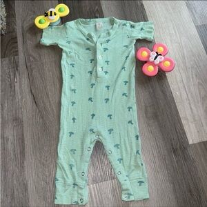 Kate Quinn Green Mushroom Short Sleeve Romper | 6-12 Months